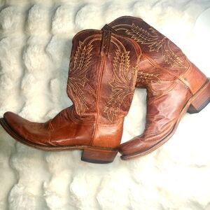 Lucchese Brown Leather Cowboy Boots with Gold Stitching